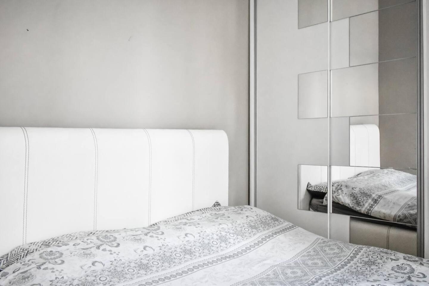 ソフィア2Bdr Luxury On Prime Locationアパートメント エクステリア 写真