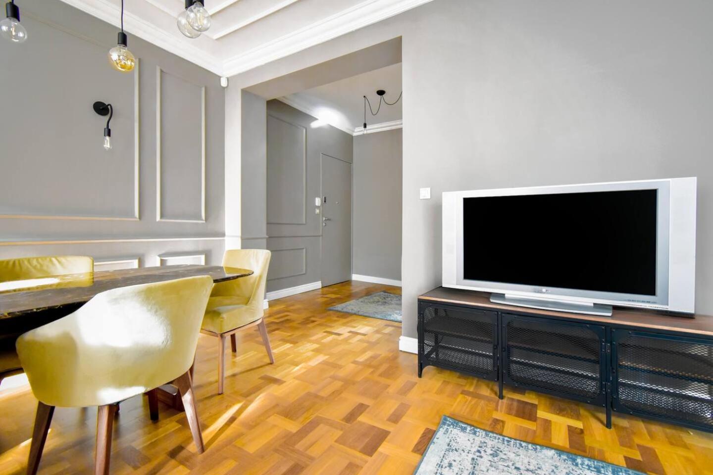 ソフィア2Bdr Luxury On Prime Locationアパートメント エクステリア 写真